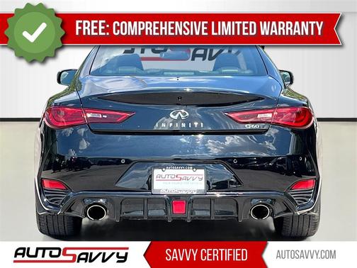 2022 INFINITI Q60 LUXE