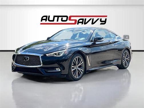 2022 INFINITI Q60 LUXE
