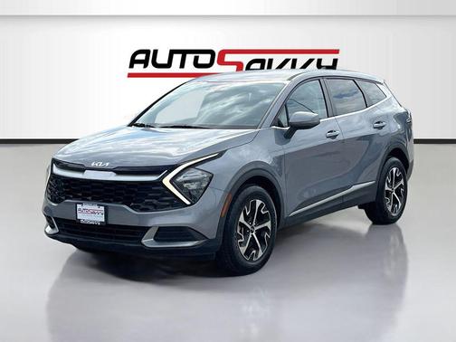 Everlasting Silver 2023 Kia Sportage EX