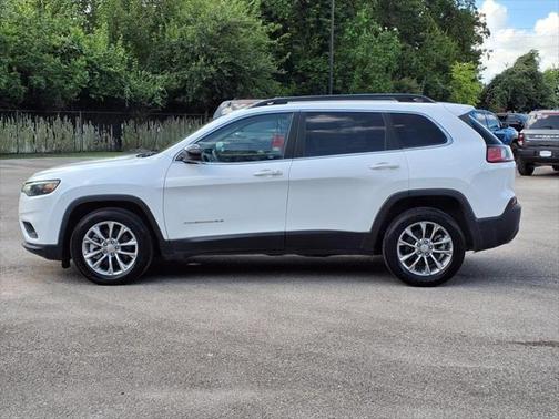 2022 Jeep Cherokee Latitude Lux