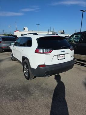 2022 Jeep Cherokee Latitude Lux