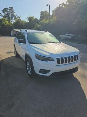 2022 Jeep Cherokee Latitude Lux