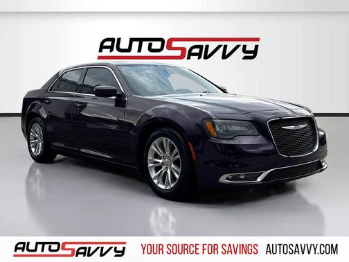 2021 Chrysler 300 Touring