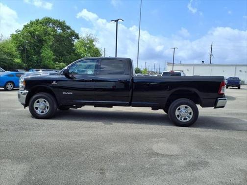 2021 RAM 2500 Big Horn Crew Cab 4x4 8' Box