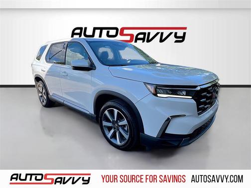 2023 Honda Pilot Touring 8-Passenger