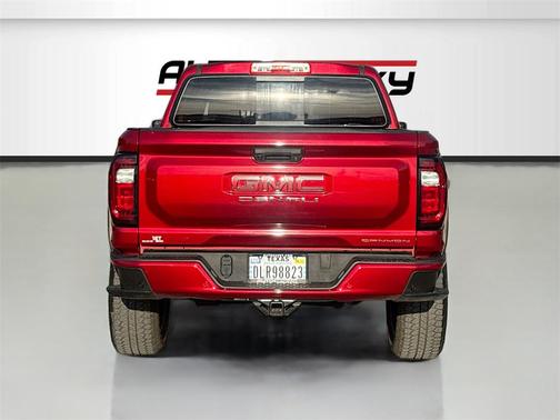 2023 GMC Canyon Denali