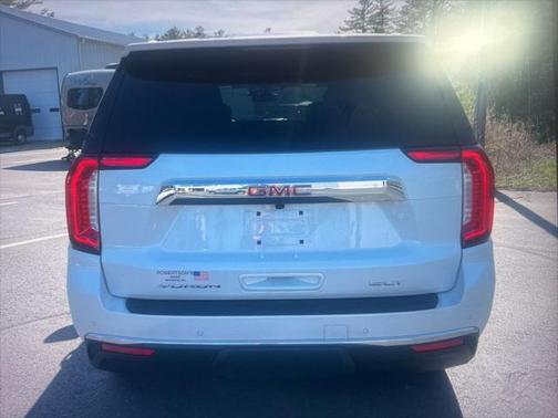 2021 GMC Yukon SLT