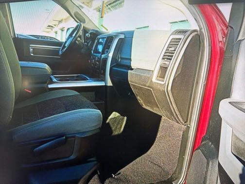 2018 RAM 2500 SLT Crew Cab 4x4 6'4' Box