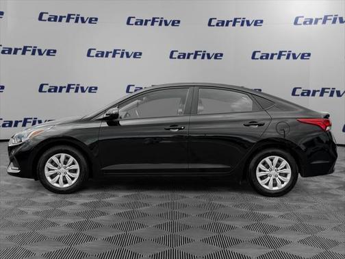 2020 Hyundai Accent SE