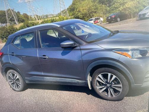 2019 Nissan Kicks SV