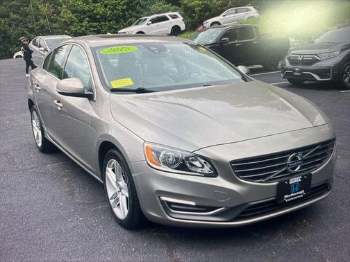 2015 Volvo S60 T5 Premier