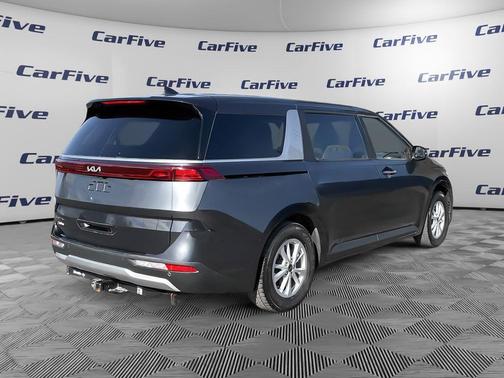 2022 Kia Carnival LXS