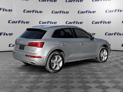 2020 Audi Q5 45 Premium Plus