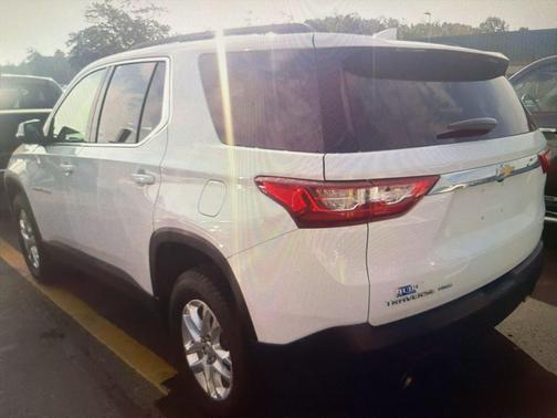 2021 Chevrolet Traverse LT Leather