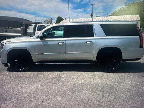 2020 Cadillac Escalade ESV Luxury