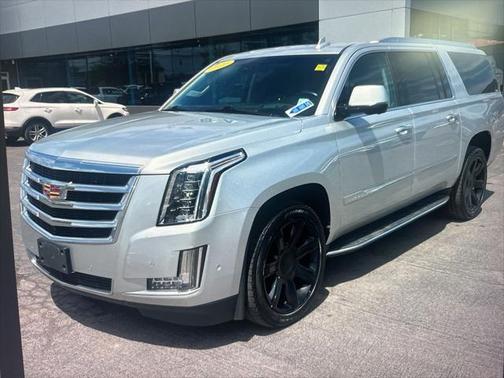2020 Cadillac Escalade ESV Luxury