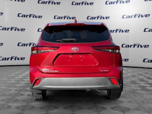 2021 Toyota Highlander LE