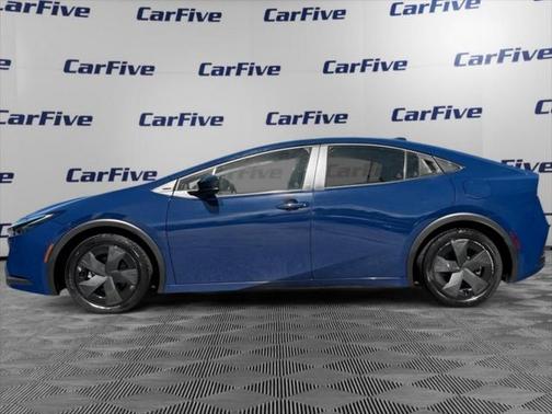 2023 Toyota Prius LE