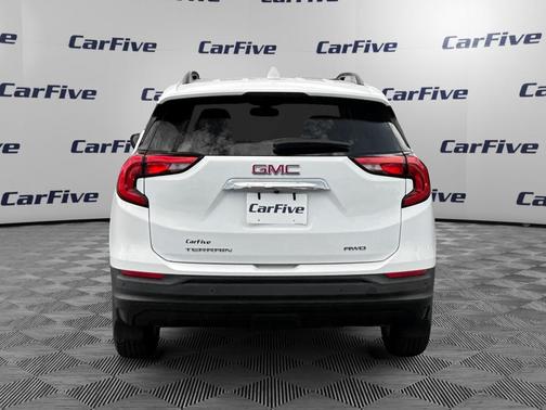 Summit White 2018 GMC Terrain SLE