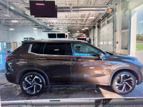 2022 Mitsubishi Outlander SEL 2.5 S-AWC