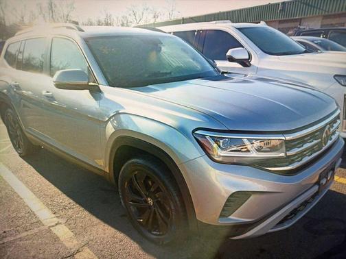 2023 Volkswagen Atlas 3.6L SE w/Technology