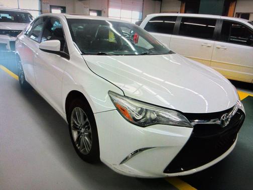2017 Toyota Camry XLE