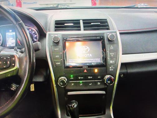 2017 Toyota Camry XLE