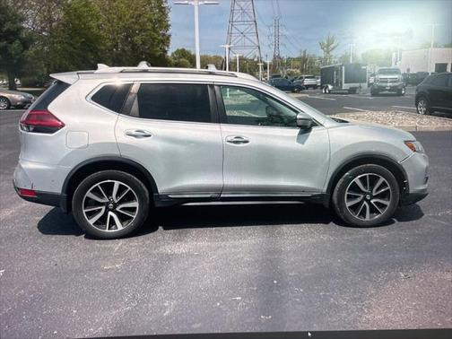 2020 Nissan Rogue SL