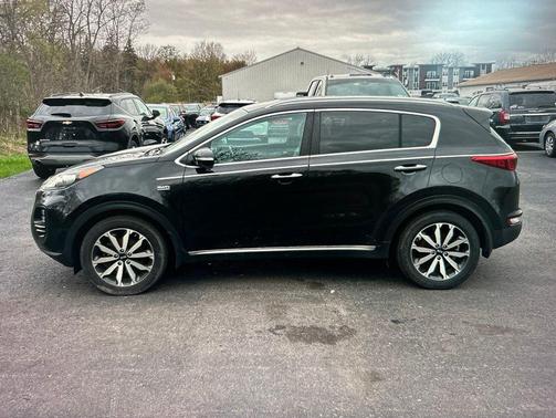 Black Cherry 2018 Kia Sportage EX