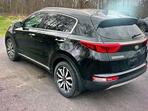 Black Cherry 2018 Kia Sportage EX