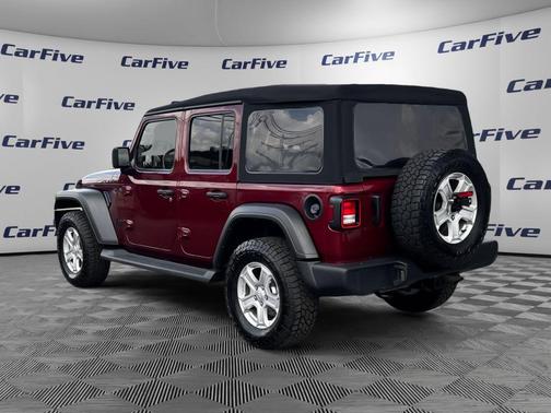 2022 Jeep Wrangler Unlimited Sport