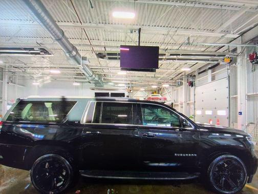 2018 Chevrolet Suburban LT