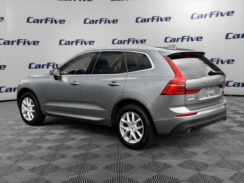 2020 Volvo XC60 T5 Momentum