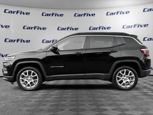 2022 Jeep Compass Latitude Lux