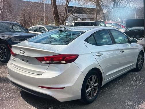 2017 Hyundai ELANTRA Value Edition