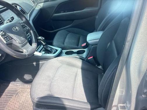 2017 Hyundai ELANTRA Value Edition