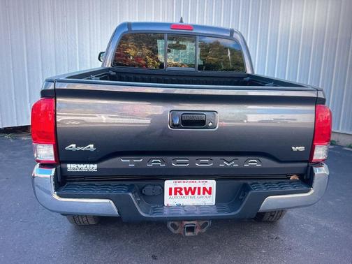 2016 Toyota Tacoma SR5