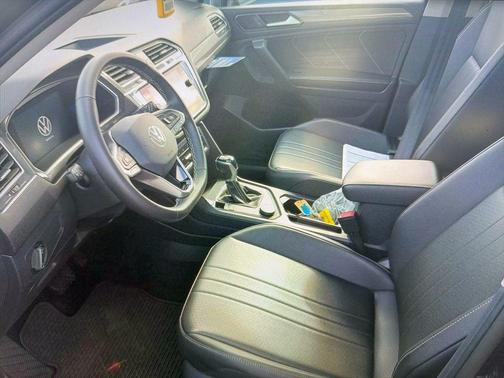 2022 Volkswagen Tiguan 2.0T SE 4MOTION