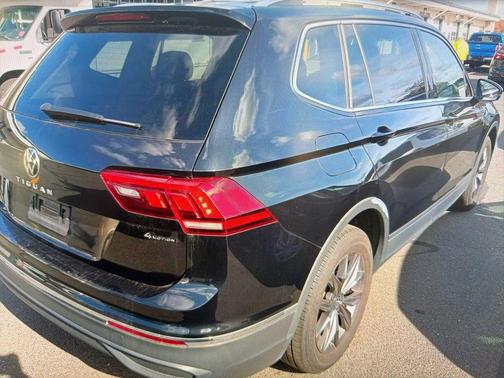 2022 Volkswagen Tiguan 2.0T SE 4MOTION