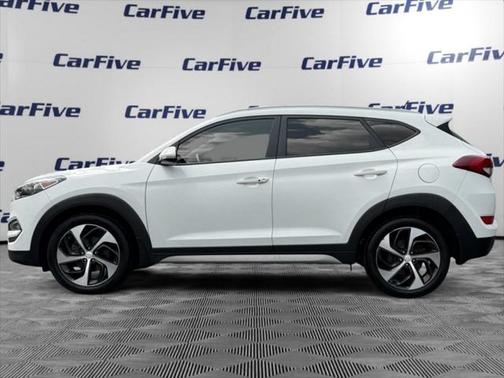 2017 Hyundai TUCSON Sport