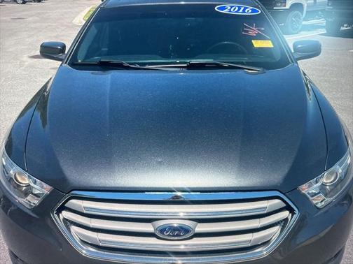 2016 Ford Taurus SEL