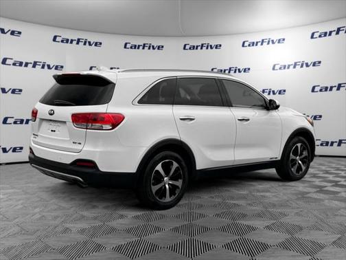 2017 Kia Sorento EX