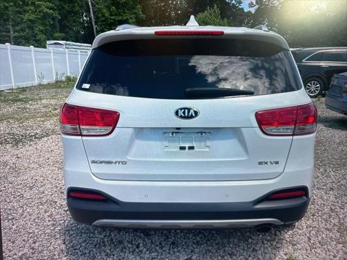 2017 Kia Sorento EX