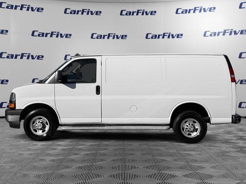 2024 Chevrolet Express 2500 RWD 2500 Regular Wheelbase WT
