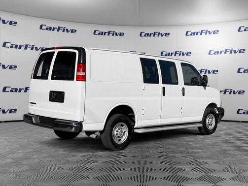 2024 Chevrolet Express 2500 RWD 2500 Regular Wheelbase WT