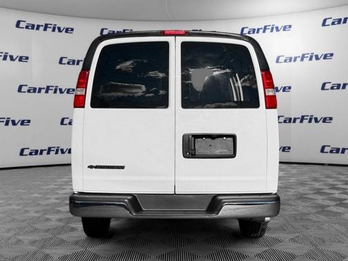 2024 Chevrolet Express 2500 RWD 2500 Regular Wheelbase WT