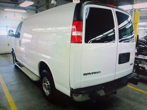 2021 GMC Savana 2500 Work Van
