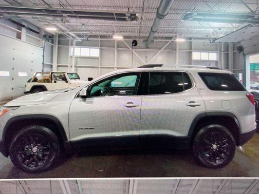 Quicksilver Metallic 2019 GMC Acadia SLT-1