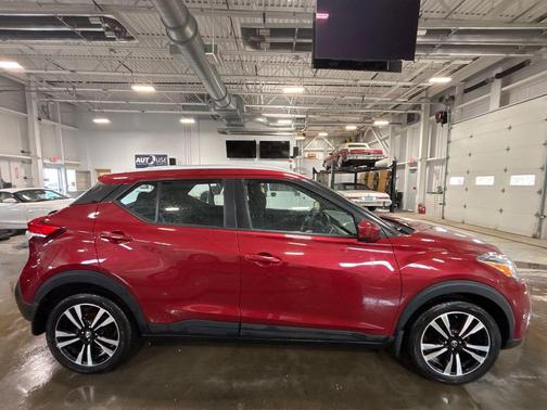 2020 Nissan Kicks SV