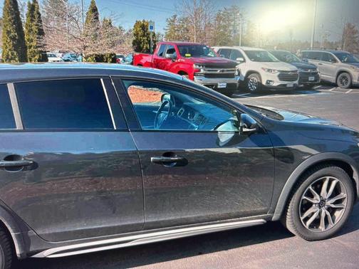 2015 Volvo V60 Cross Country T5